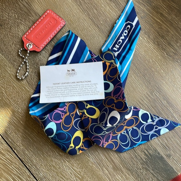 Coach Small Tote Bag - Picture 10 of 10